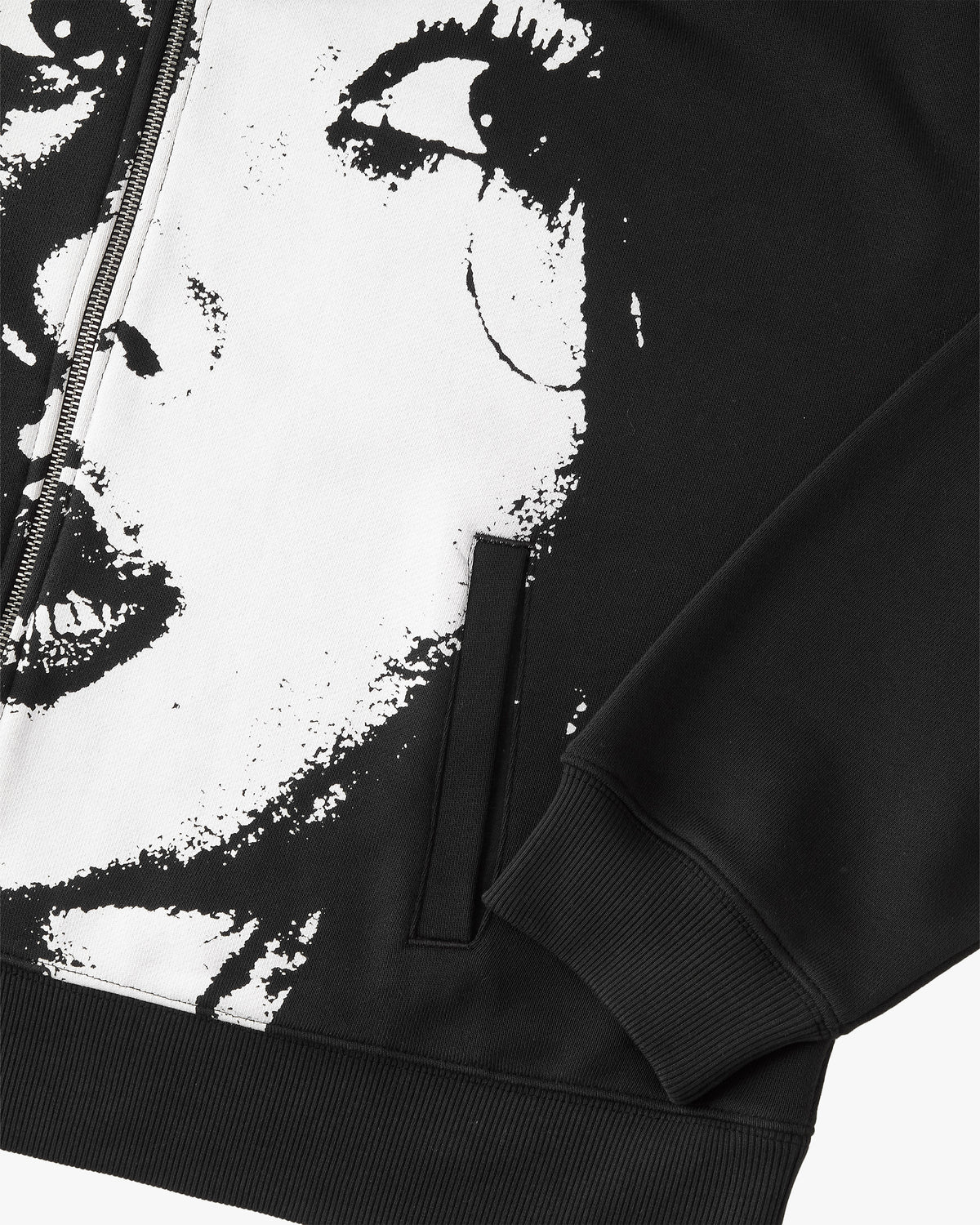 Side-Eye Zip-Up Hoodie Black