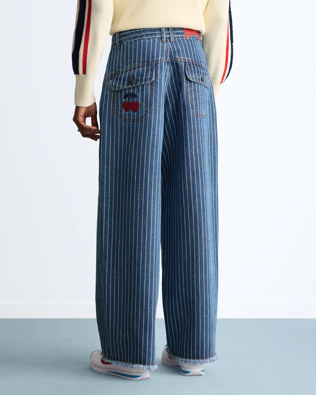 Apex Old Baggy Jeans